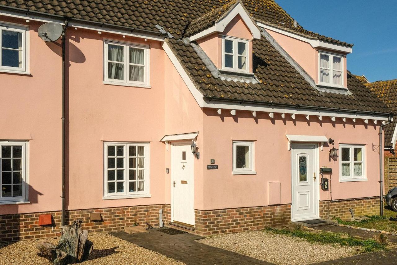 Pinky Cottage Алдебург Екстериор снимка